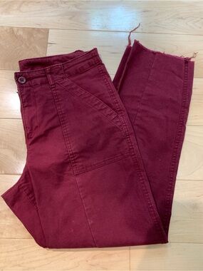 Old Navy Mid Rise Straight Leg Ankle Length Pants | Maroon - Size 4
